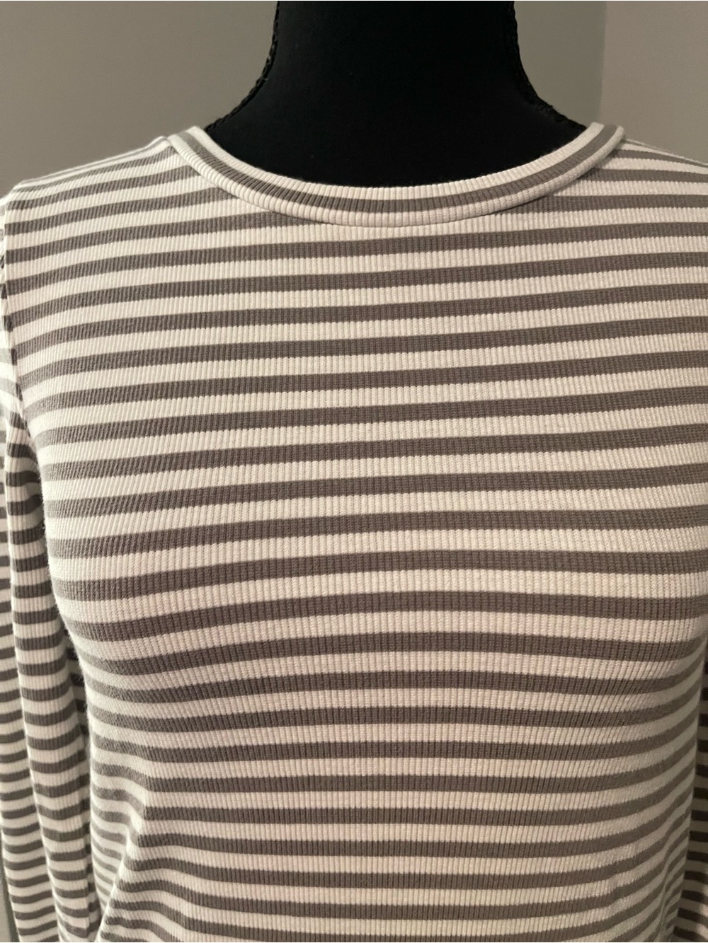J crew Gray & White Striped Long Sleeve Tee - Picture 2 of 7